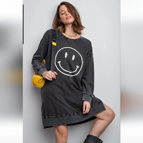 New! Easel Black Mineral Washed Terry Pullover Long Sleeve Smile Face Dr… - Picture 4 of 5